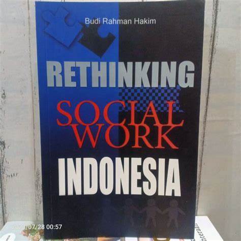 Sampul Buku 'Rethinking Social Work Indonesia'